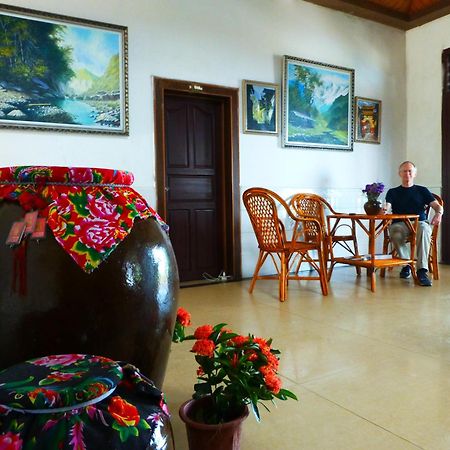 Yangshuo Moon Resort Hotel Exterior photo