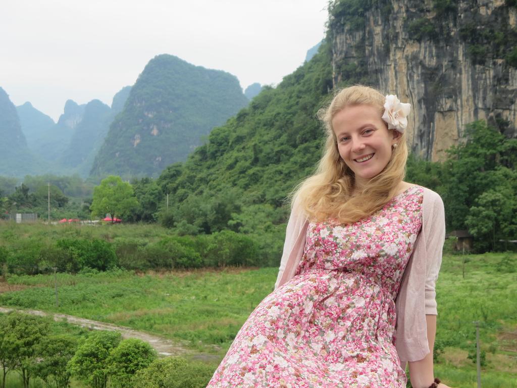 Yangshuo Moon Resort Hotel Room photo