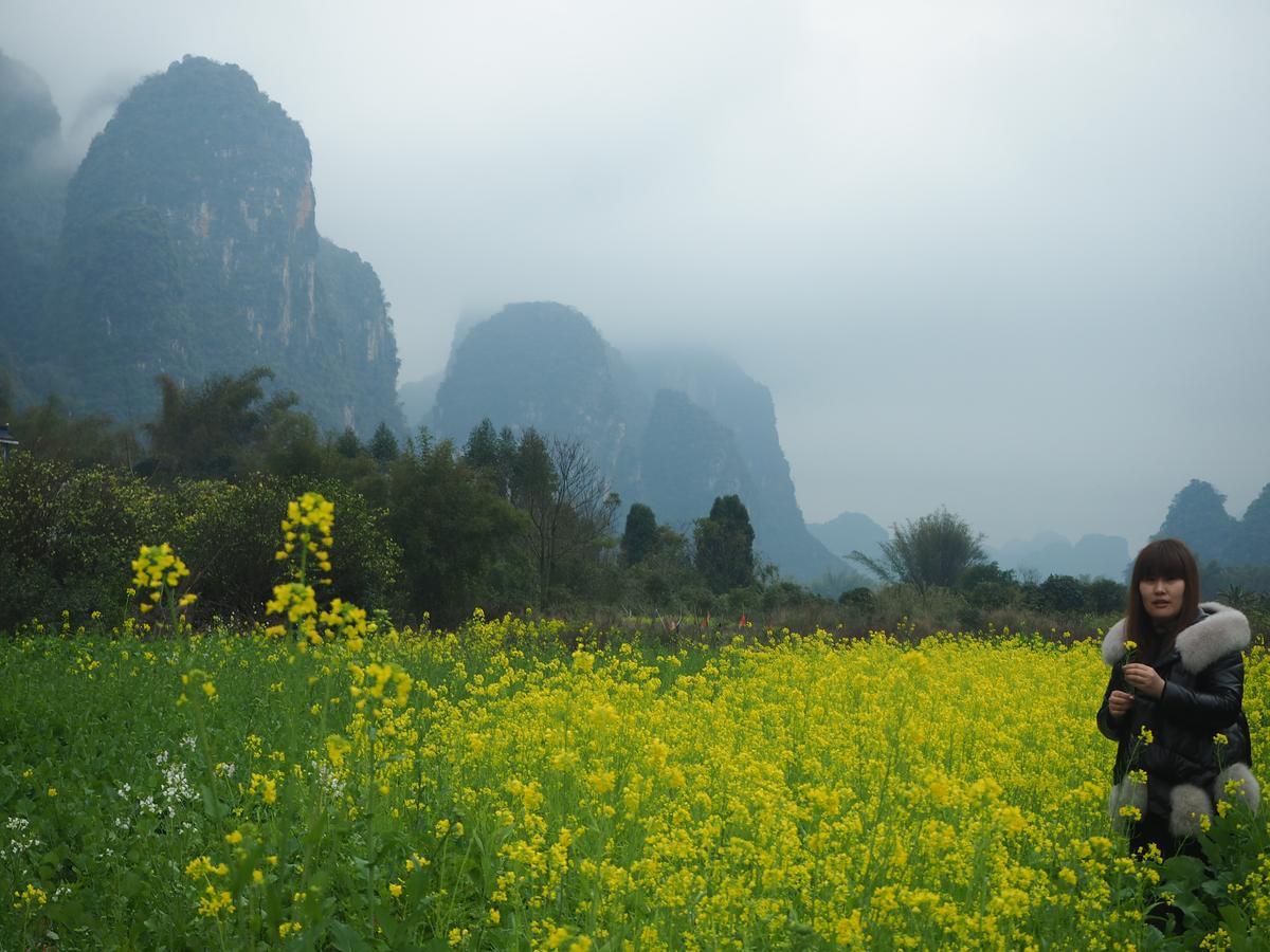 Yangshuo Moon Resort Hotel Exterior photo