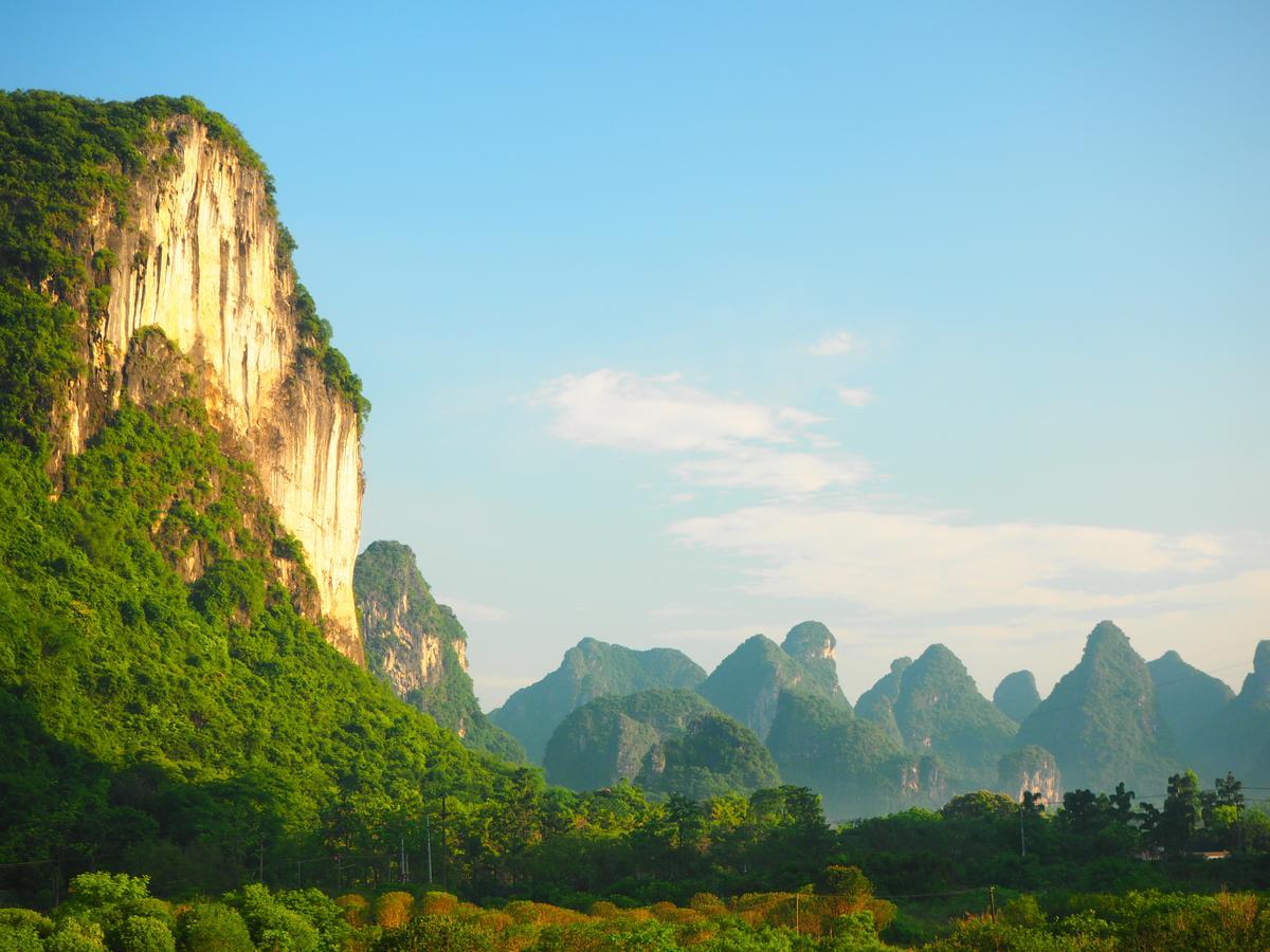 Yangshuo Moon Resort Hotel Exterior photo
