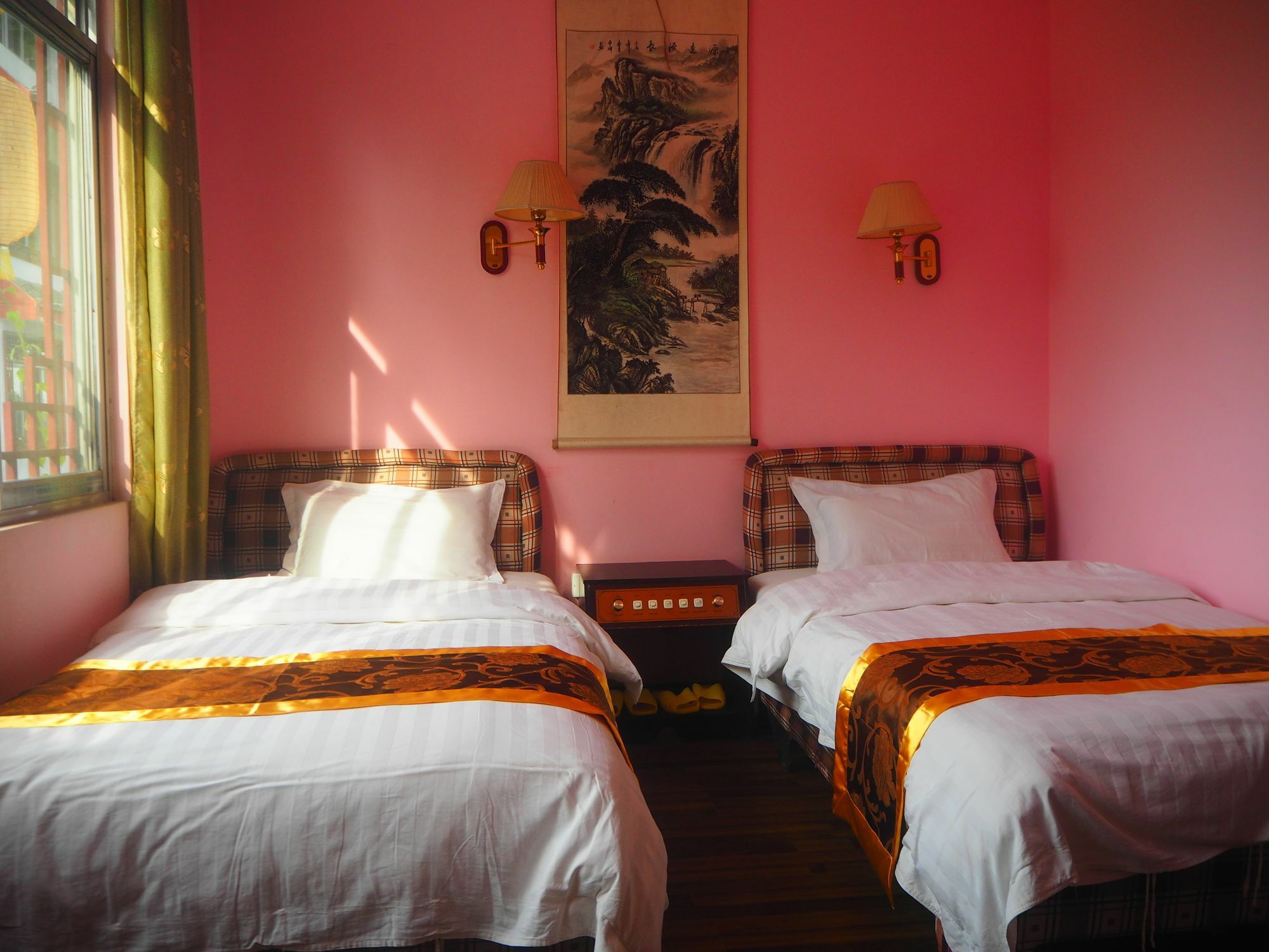 Yangshuo Moon Resort Hotel Exterior photo